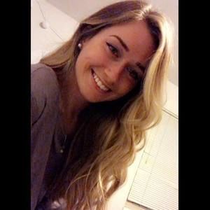 Meet your Posher, Abigail